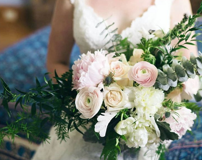 Blush Peony Bouquet.png